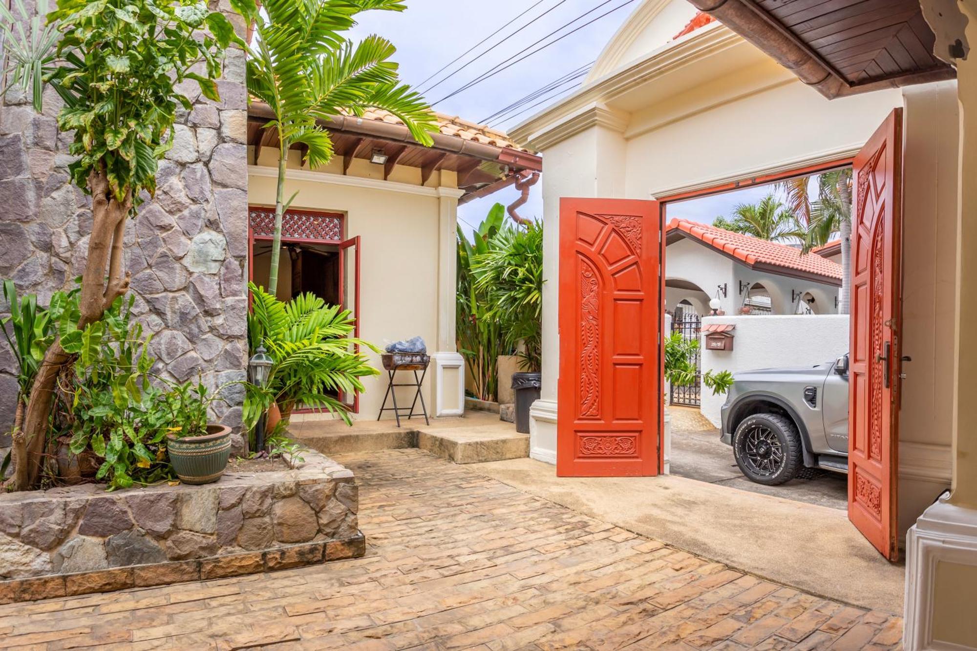 Bali Pool Villa, 5 Min To Walking Street & The Beaches Pattaya Exterior foto